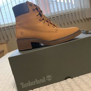 New Women’s Timberland Boots